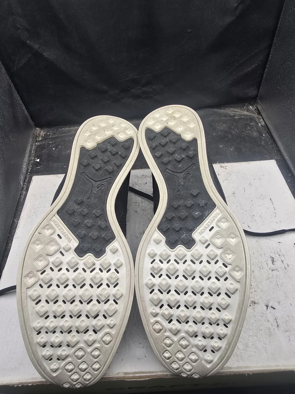 Men's Black Athletic Mesh Lace-Up Shoes